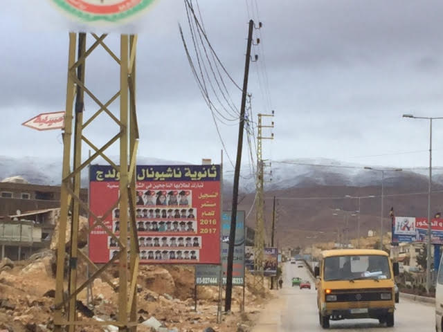 الثلوج تكلل جبال لبنان.. وانقطاع لخدمات الهاتف والكهرباء في بعض المناطق