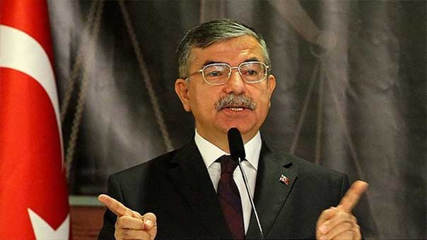 وزير الدفاع التركي ينعى سياسة واشنطن في سوريا