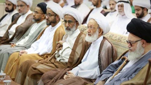 علماء البحرين يدعون للحداد ووقف مظاهر الفرح لمدة أسبوع.. الحكم الدكتاتوري قد افتتح مرحلة نهايته