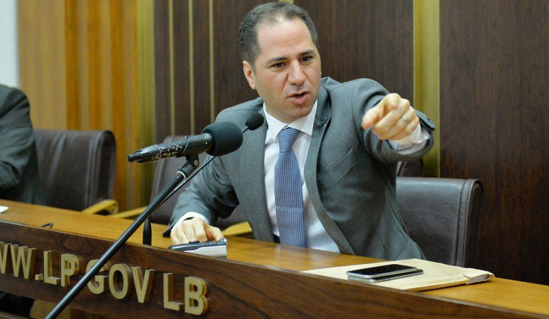 تساؤلات حول التشويش والانسحاب من جلسة الموازنة: هؤلاء هم من أطاح &rsquo;السلسلة&rsquo;؟