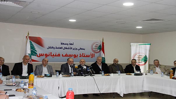  فنيانوس تفقد الضاحية: طرقات الضاحية والمنطقة بحاجة ماسة الى اعادة تأهيل وتزفيت