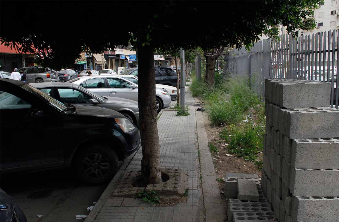 الرصيف لِكلّ شيء ... ما عدا المارّة