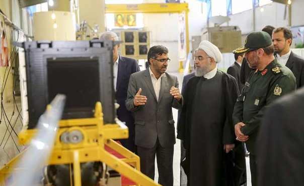 بالصور: إيران تزيح الستار عن 12 انجازا دفاعيا تتعلق بالرادارات والمطارات