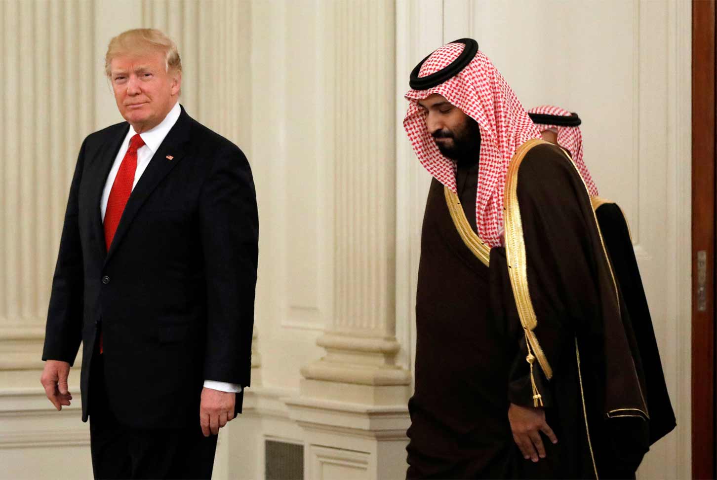  البيت الابيض يتبنى توجهات الصقور: عرض العضلات الاميركي نحو السقوط