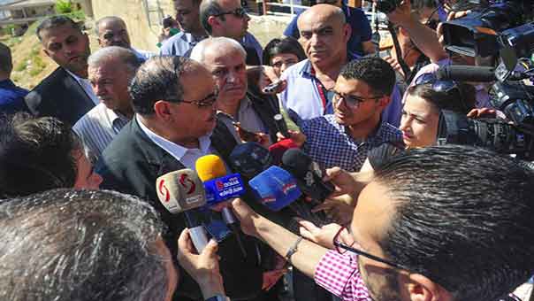 الحياة تعود الى الزبداني..واللجنة المكلفة بمتابعة المشاريع تطلع على احتياجات المنطقة
