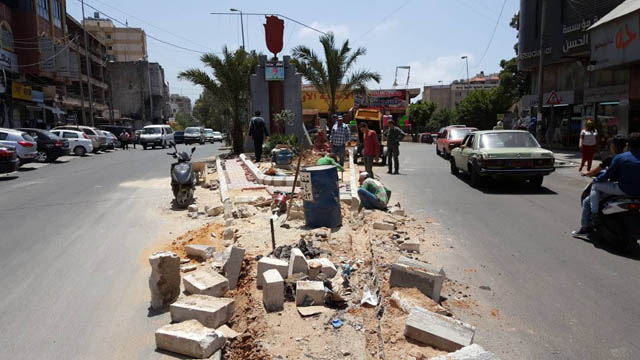 بعد الطرقات ..&rsquo;المريجة&rsquo; تجمّل الارصفة والمستديرات