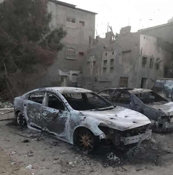 بالصور: القطيف تشيع الشهيد علي جواد والقوات السعودية تتابع استهدافها للمنازل والمساجد في العوامية