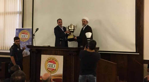 نادي العهد الرياضي يهدي السيد نصر الله كأس بطولة الدوري اللبناني لكرة القدم