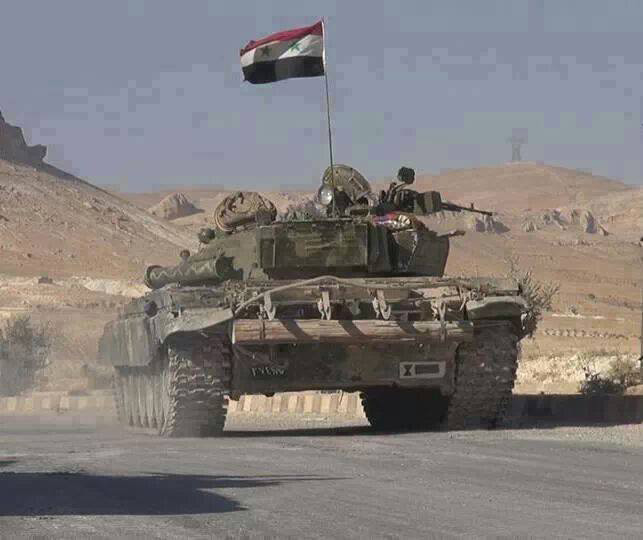  لماذا تورط الأميركيون مباشرة في قصف الجيش السوري على طريق معبر التنف الحدودي مع العراق؟