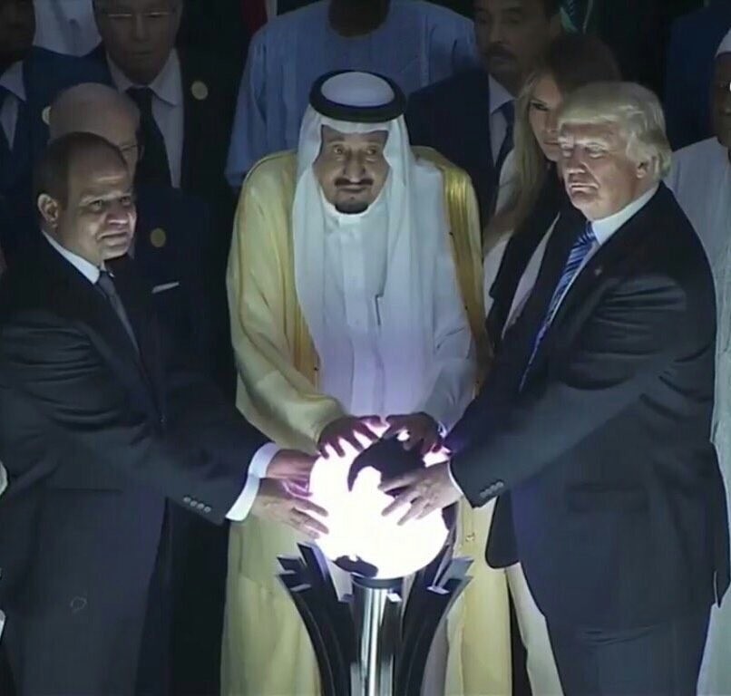 قمة الرياض..قرصان وسفن غارقة!