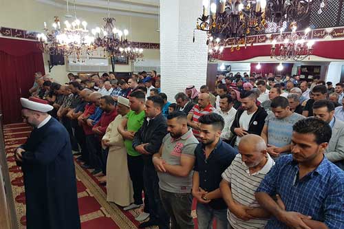 مظاهر الاحتفال في عيد الفطر تعم عددًا من المناطق اللبنانية.. وخطب العيد تؤكد على أهمية الوحدة لمواجهة الإرهاب