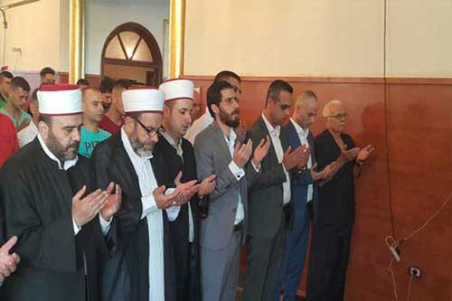 مظاهر الاحتفال في عيد الفطر تعم عددًا من المناطق اللبنانية.. وخطب العيد تؤكد على أهمية الوحدة لمواجهة الإرهاب