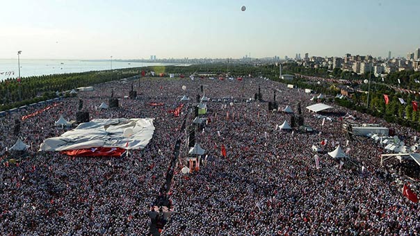 تركيا.. مسيرة مليونية ’لهدم جدران’ أردوغان