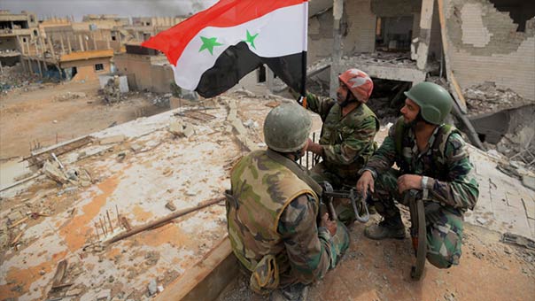 الجيش السوري يتقدم باتجاه دير الزور..ويلقي القبض على انتحاريين في حمص وحماه