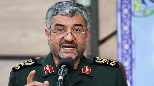 الحرس الثوري: اذا واصلت أميركا تطبيق العقوبات ستضطر لنقل قواعدها إلى مسافة ألف كيلومتر من حدودنا