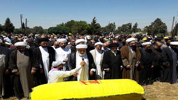 حزب الله وجمهور المقاومة شيعوا الشهيدين عبيد وأبو حرب الى مثواهما الاخير