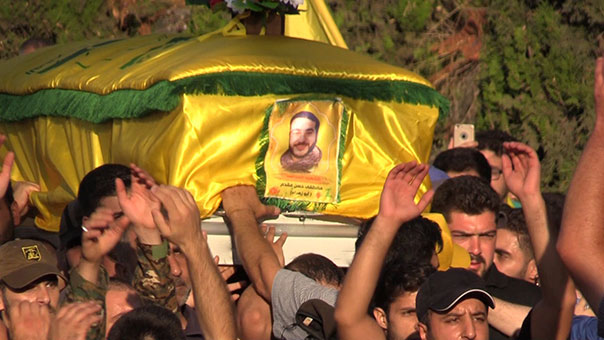 حزب الله وأهالي زبدين شيّعوا الشهيد المجاهد مصطفى حسن مقدّم بموكب مهيب