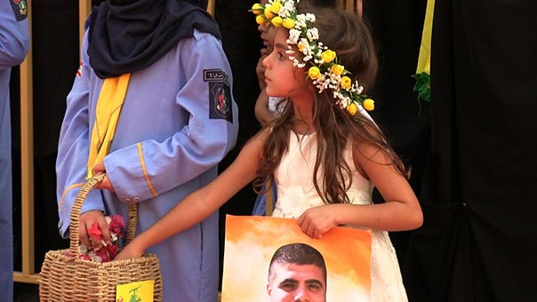حزب الله وأهالي أنصار شيّعوا الشهيد المجاهد أحمد رمضان بموكب مهيب