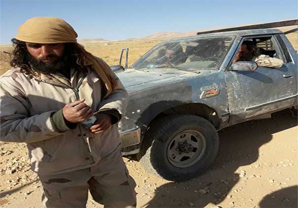 بعد التقدم الكبير لمجاهدي المقاومة والجيش السوري في جرود القلمون الغربي...مجموعات من ’داعش’ تُسلّم نفسها