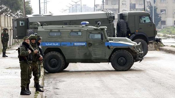 الدفاع الروسية تنظم &rsquo;انزالا إعلاميا&rsquo; في حميميم ومدينة حلب المحررة