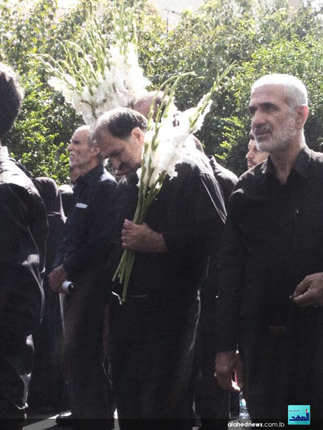 تشييع مهيب للشهيد حججي في طهران.. والإمام الخامنئي يلقي النظرة الأخيرة على جثمانه