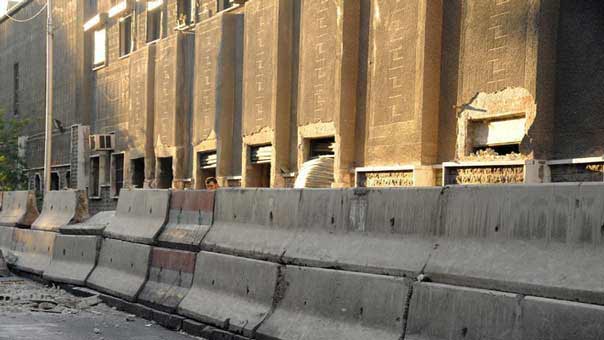  شهيدان وجرحى في تفجيرات انتحارية ثلاثة قرب مقر قيادة الشرطة بدمشق