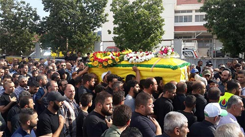 حزب الله وأهالي بلدة دير سريان يشيعون الشهيد المجاهد أحمد كريم &rsquo;ربيع&rsquo;