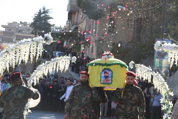 جمهور المقاومة في البقاع الغربي يشيّع الشهيد المجاهد كمال بيز في مشغرة بعد استعادة جثمانه من الجماعات التكفيرية