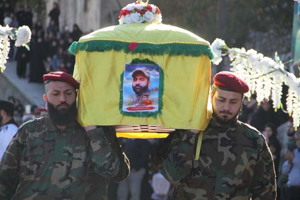 جمهور المقاومة في البقاع الغربي يشيّع الشهيد المجاهد كمال بيز في مشغرة بعد استعادة جثمانه من الجماعات التكفيرية