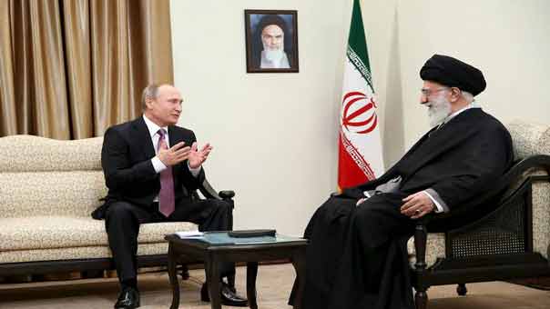 الامام الخامنئي: التحالف الأميركي الداعم للارهابيين في سوريا هزم.. وتسوية الأزمة بحاجة لمواصلة التعاون الروسي الإيراني

