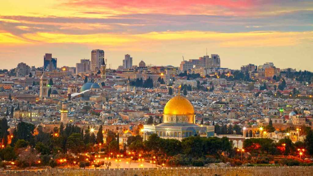 الفصائل الفلسطينية ترد على القرار الأميركي بشأن القدس: عملية &rsquo;السلام&rsquo; قُبرَت إلى الأبد وشرارة الانتفاضة انطلقت من جديد