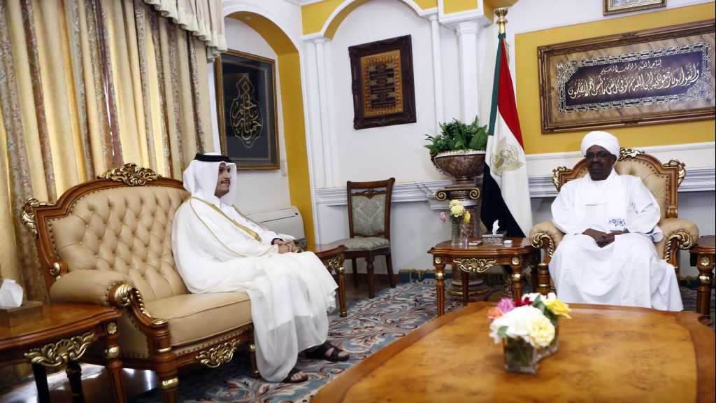 ابن عبد الرحمن يزور الخرطوم حاملاً رسالة من أمير قطر