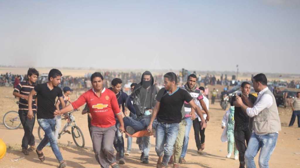 هنية يشارك في مسيرة العودة.. وجرحى بين المتظاهرين برصاص قوات الإحتلال