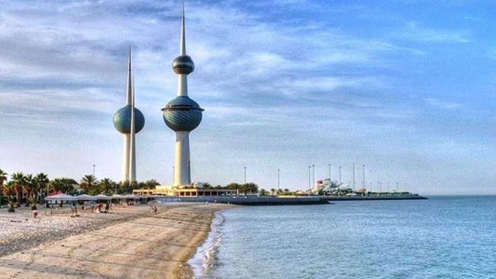 الكويت تراقب شواطئها