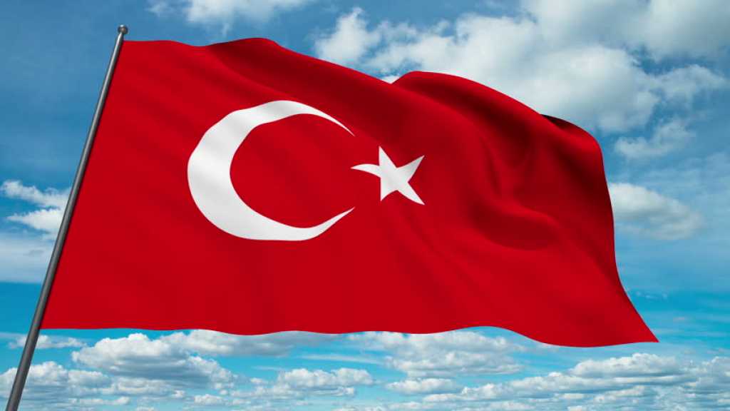 تركيا تصدر مرسوماً يقضي بعزل أكثر من 18 ألف شخص بزعم صلتهم بجماعة &rsquo;غولن&rsquo;