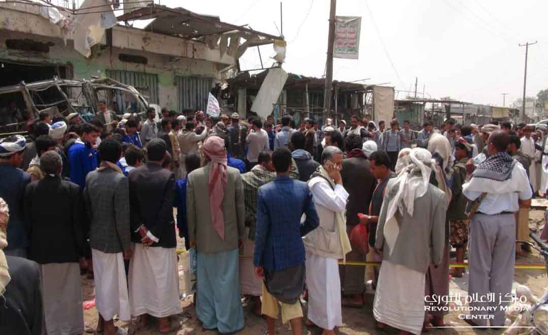  فريق إعلامي يزور مسرح جريمة العدوان السعودي في ضحيان بصعدة