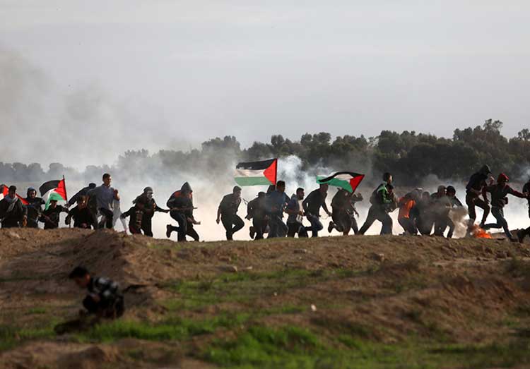 العلم الفلسطيني راية مسيرات العودة