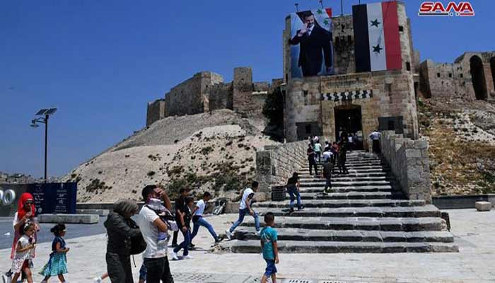 قلعة حلب تفتح أبوابها وآلاف الزوار يستعيدون ذكرياتهم فيها