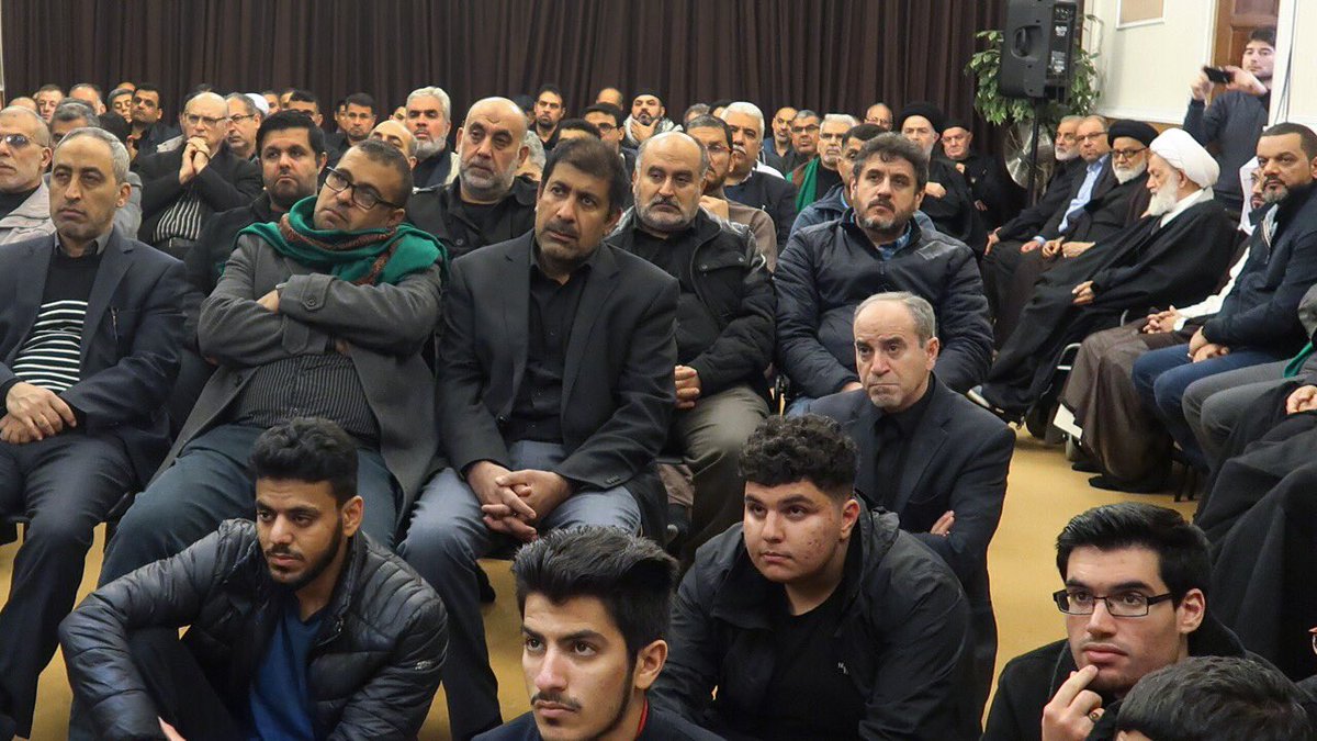  بالصور..الشيخ قاسم يشارك في مجلس عزاء حسيني في لندن