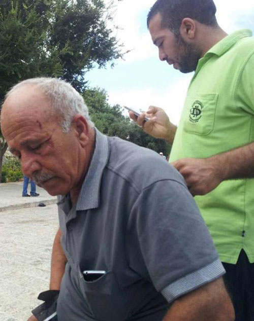 مواطن فلسطيني تعرّض لاعتداء من قوات الاحتلال استشهاد شاب فلسطيني بعد طعنه شرطيين صهيونيين قرب باب العامود في القدس المحتلة
