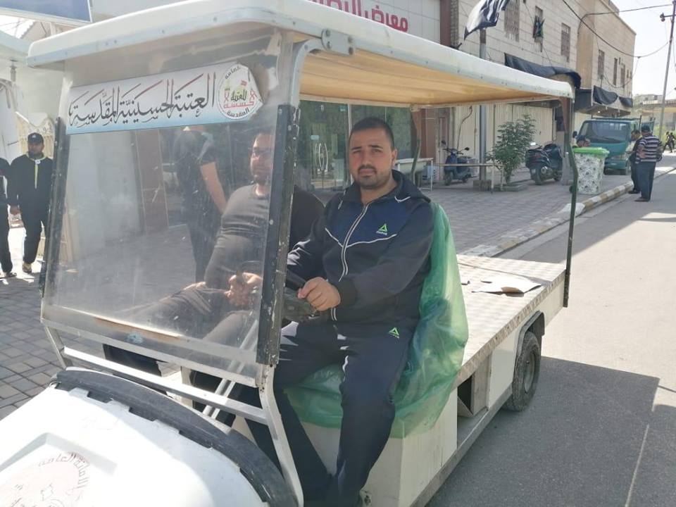 بالصور: الدفاع المدني الهيئة الصحية بخدمة زوار الامام الحسين داخل الحرم الشريف 