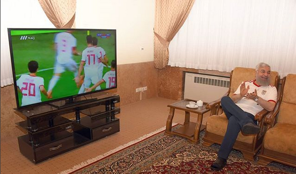 كيف تابع الرئيس روحاني مباراة المنتتخب الإيراني؟